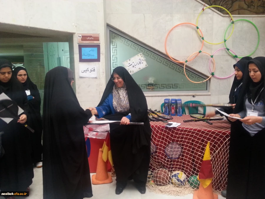 فعالیت های کانون ورزش درروز چهارم از هفته تربیت بدنی 29/7/93 8