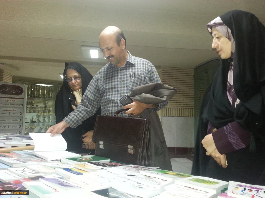 فعالیت های کانون ورزش درروز چهارم از هفته تربیت بدنی 29/7/93 7