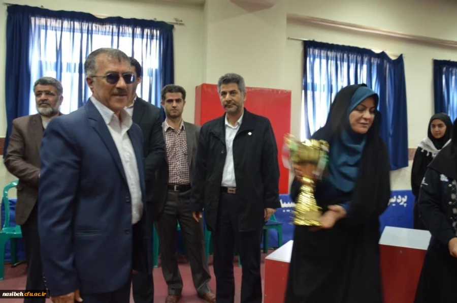 مراسم اختتامیه مسابقات شاهدوایثارگردانشجومعلمان دانشگاه فرهنگیان  6