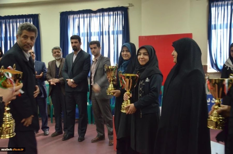 مراسم اختتامیه مسابقات شاهدوایثارگردانشجومعلمان دانشگاه فرهنگیان  7