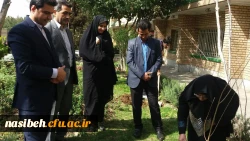 مراسم روز درختکاری با حضور جمعی ازمسئولین،اساتید و دانشجویان پردیس نسیبه  برگزار شد.
 
 2