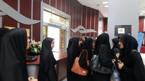 افتتاحیه نمایشگاه آثارهنرهای تجسمی دانشجویان علوم تربیتی 91 3