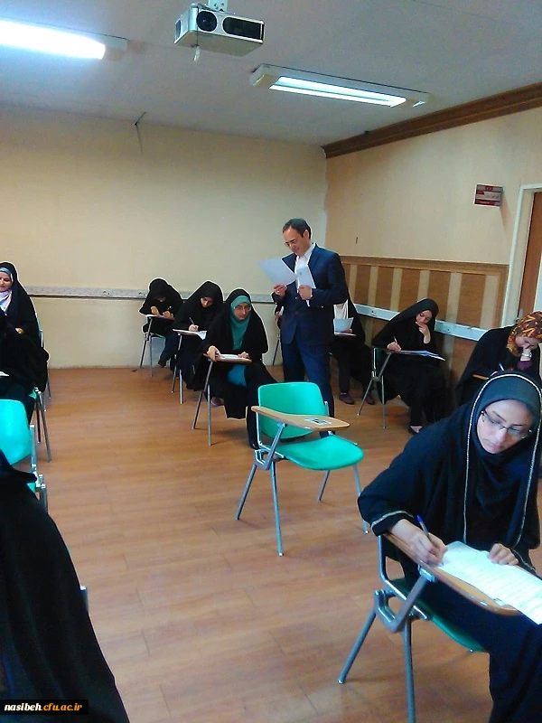 بازدید دکترمهرمحمدی سرپرست دانشگاه فرهنگیان ازنحوه برگزاری امتحانات پایان ترم  5