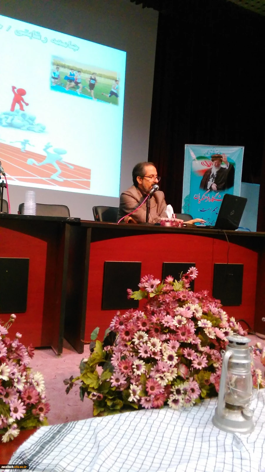 برگزاری کارگاههای نگاهی دیگربه تربیت اجتماعی وآسیب های اجتماعی وموادمخدر 3