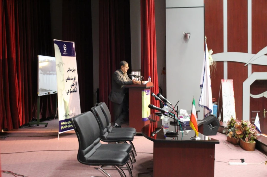 دکتر ساکی معاون پژوهشی و فناوری دانشگاه فرهنگیان ؛

افکار استاد دکتر شکوهی موتور محرکه برای ایفای نقش خطیر معلمی برای آنان خواهد بود. 4