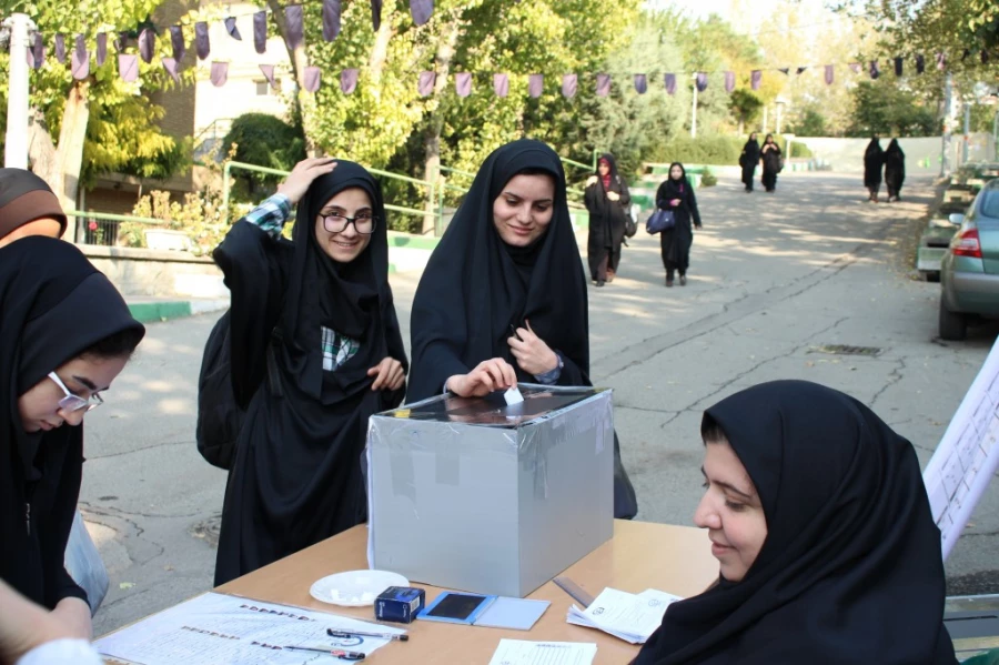 نتایج انتخاب شورای صنفی اعلام شد. 19