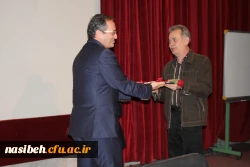 دکتر مهر محمدی در جمع دانشجویان پردیس نسیبه تهران :

ارتقاء کیفیت آموزشی با توسعه صلاحیت های علمی و حرفه ای معلمان امکان پذیر است 7