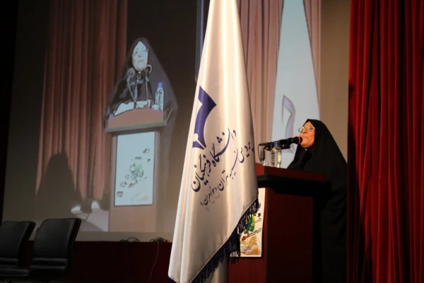 دکتر مهر محمدی در جمع دانشجویان پردیس نسیبه تهران :

ارتقاء کیفیت آموزشی با توسعه صلاحیت های علمی و حرفه ای معلمان امکان پذیر است 11