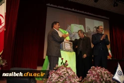 دکتر مهر محمدی در جمع دانشجویان پردیس نسیبه تهران :

ارتقاء کیفیت آموزشی با توسعه صلاحیت های علمی و حرفه ای معلمان امکان پذیر است 17