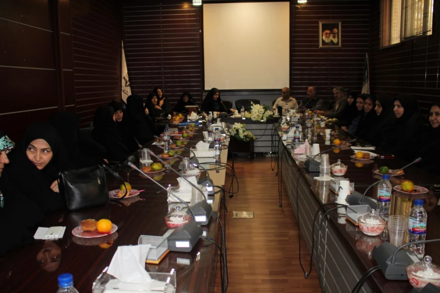 در نخستین جلسله شورای اداری نسیبه تهران

مراسم تجلیل از بازنشستگان پردیس نسیبه تهران برگزار شد. 3