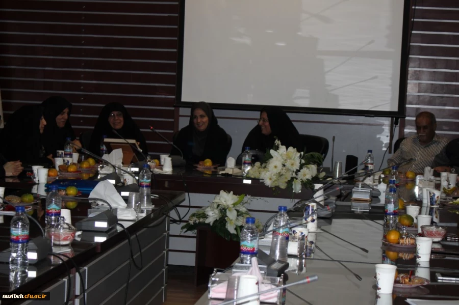 در نخستین جلسله شورای اداری نسیبه تهران

مراسم تجلیل از بازنشستگان پردیس نسیبه تهران برگزار شد. 13