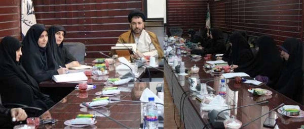 نخستین جلسه کمیته فرهنگی و اجتماعی

سال تحصیلی جدید در سالن کنفرانس  پردیس نسیبه تهران  برگزار شد 2