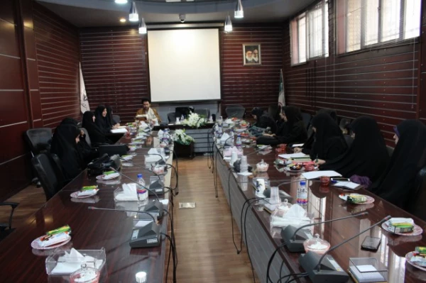 نخستین جلسه کمیته فرهنگی و اجتماعی

سال تحصیلی جدید در سالن کنفرانس  پردیس نسیبه تهران  برگزار شد 7