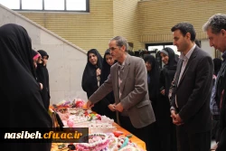 بازدید دکتر سبحانی مدیریت پردیس های استان تهران:

از روند برگزاری نمایشگاه صنایع دستی دانشجویان نسیبه به مناسبت 16 آذر به روایت تصویر 10