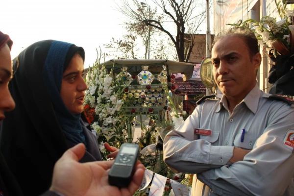 حضور مسئولین و جمعی از دانشجویان پردیس نسیبه

در پی حادثه پلاسکو و ابراز همدری با ایستگاه 77آتش نشانی شهید خورشید فر 4