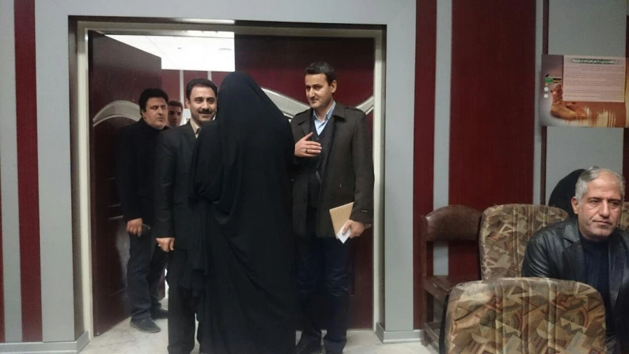 ثبت نام دانشجویان ورودی جدید متمرکز در سال تحصیلی 96-95 انجام شد. 3