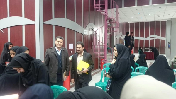 ثبت نام دانشجویان ورودی جدید متمرکز در سال تحصیلی 96-95 انجام شد. 5