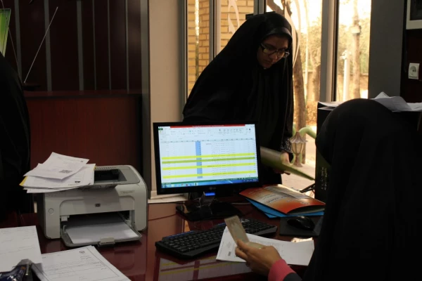 ثبت نام دانشجویان ورودی جدید متمرکز در سال تحصیلی 96-95 انجام شد. 15