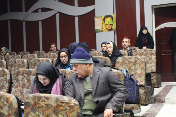 ثبت نام دانشجویان ورودی جدید متمرکز در سال تحصیلی 96-95 انجام شد. 17