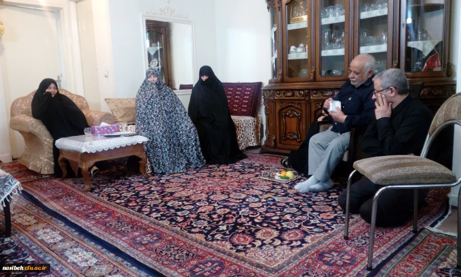 خدمت به مردم و پیشرفت کشور ادامه راه شهداست

دیدار دکتر باغستانی با خانواده شهید آسمانی تازه تفحص یافته محسن جواهری کاشانی 5