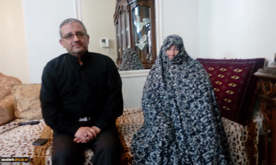 خدمت به مردم و پیشرفت کشور ادامه راه شهداست

دیدار دکتر باغستانی با خانواده شهید آسمانی تازه تفحص یافته محسن جواهری کاشانی 6