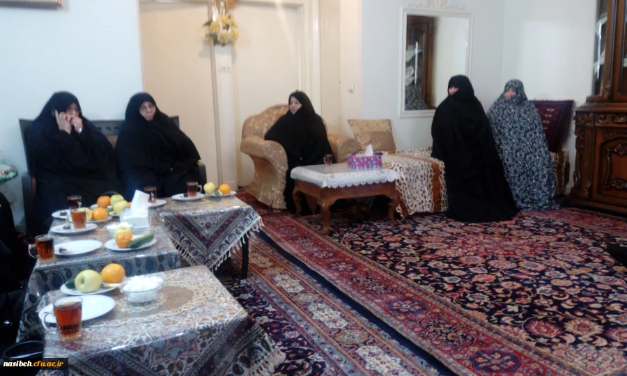 خدمت به مردم و پیشرفت کشور ادامه راه شهداست

دیدار دکتر باغستانی با خانواده شهید آسمانی تازه تفحص یافته محسن جواهری کاشانی 9