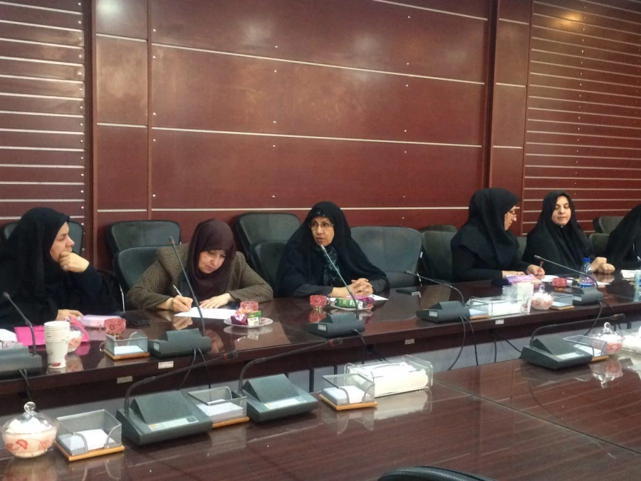 در سالن کنفرانس نسیبه تهران برگزار شد:

کارگاه آموزش کارورزی 4 با عنوان درس پژوهی 4