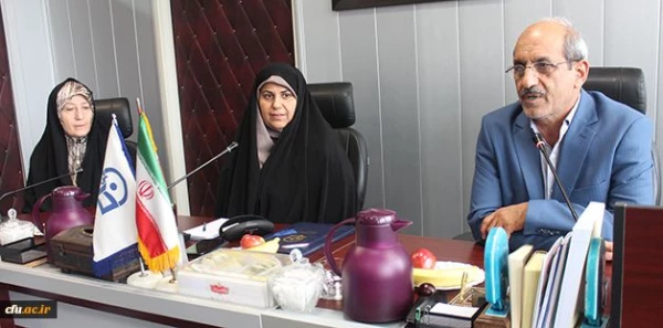 دکتر علی نژاد در مراسم معارفه مدیر کل تربیت بدنی دانشگاه تاکید کرد:

سلامتی، شادابی و تندرستی دانشجو معلمان، سرلوحه فعالیت های تربیت بدنی است 5