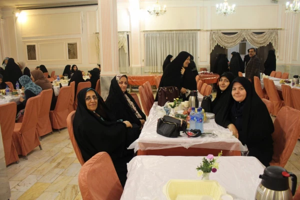 در مجتمع اردویی کشوری شهید باهنر کولکچال؛

مراسم بزرگداشت شهید مطهری و هفته معلم، آموزش پردیس نسیبه و مراکز تابعه تهران برگزار شد. 4