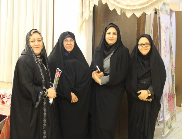 در مجتمع اردویی کشوری شهید باهنر کولکچال؛

مراسم بزرگداشت شهید مطهری و هفته معلم، آموزش پردیس نسیبه و مراکز تابعه تهران برگزار شد. 5