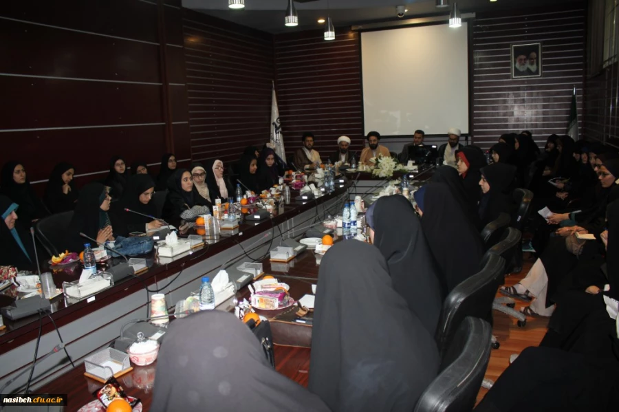 حجت الاسلام والمسلمین دادگر نماینده مقام معظم رهبری دانشگاه فرهنگیان :

نباید ولنگاری برخی مسئولین باعث زیر سؤال بردن دانشگاه فرهنگیان شود. 8