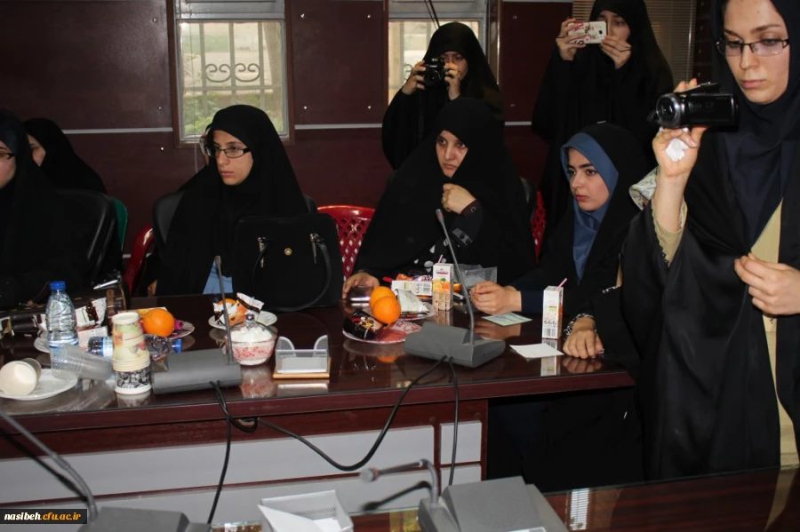 حجت الاسلام والمسلمین دادگر نماینده مقام معظم رهبری دانشگاه فرهنگیان :

نباید ولنگاری برخی مسئولین باعث زیر سؤال بردن دانشگاه فرهنگیان شود. 10