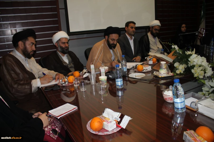 حجت الاسلام والمسلمین دادگر نماینده مقام معظم رهبری دانشگاه فرهنگیان :

نباید ولنگاری برخی مسئولین باعث زیر سؤال بردن دانشگاه فرهنگیان شود. 11