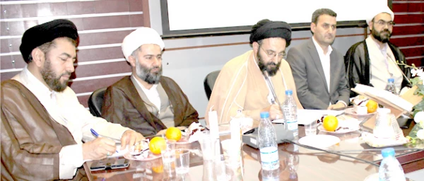 حجت الاسلام والمسلمین دادگر نماینده مقام معظم رهبری دانشگاه فرهنگیان :

نباید ولنگاری برخی مسئولین باعث زیر سؤال بردن دانشگاه فرهنگیان شود. 2