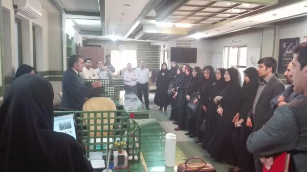 مسئولین روابط عمومی دانشگاه فرهنگیان کشور از خبرگزاری جمهوری اسلامی بازدید کردند:

روابط عمومی ها پل و عرصه ارتباط بین سازمان خود و رسانه ها هستند 5