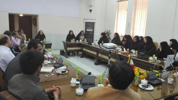 مسئولین روابط عمومی دانشگاه فرهنگیان کشور از خبرگزاری جمهوری اسلامی بازدید کردند:

روابط عمومی ها پل و عرصه ارتباط بین سازمان خود و رسانه ها هستند 6