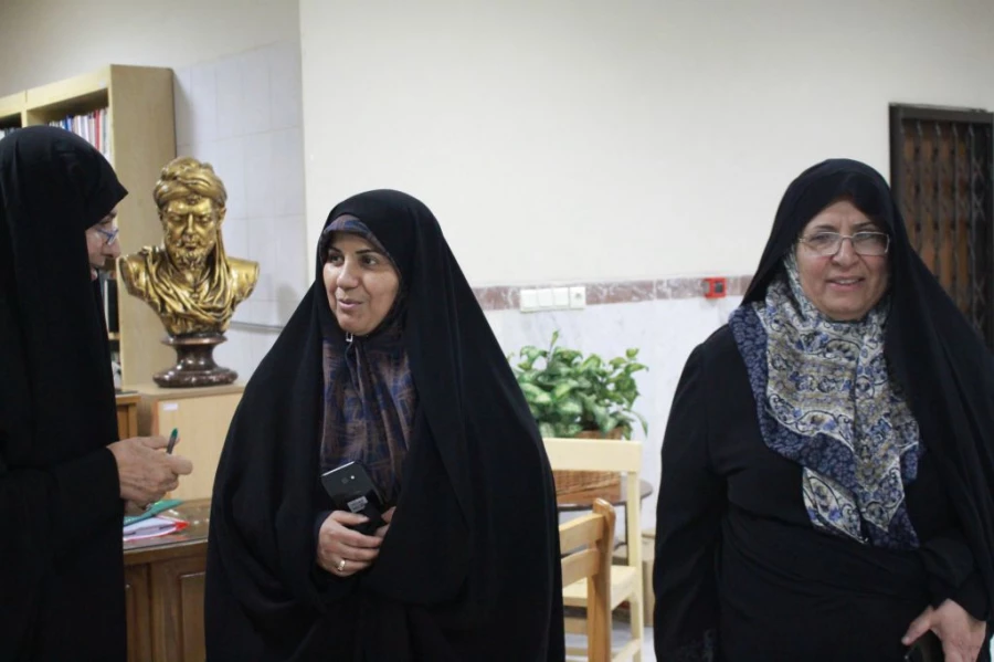 با حضور معاونت دانشجویی دانشگاه فرهنگیان دکتر علی نژاد:

مرکز خدمات مشاوره و روانشناختی قلب پردیس های تهران افتتاح شد. 2