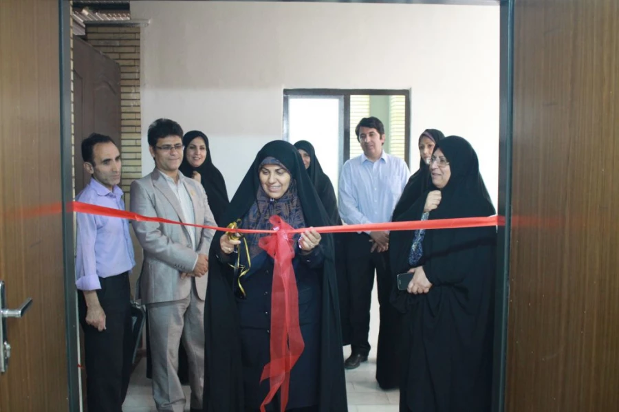 با حضور معاونت دانشجویی دانشگاه فرهنگیان دکتر علی نژاد:

مرکز خدمات مشاوره و روانشناختی قلب پردیس های تهران افتتاح شد. 3