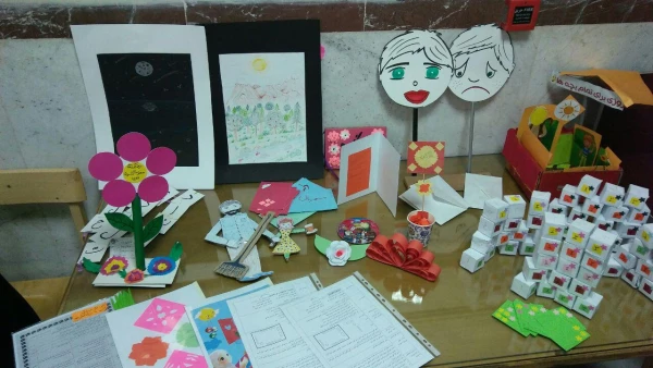 به روایت تصویر:

برگزاری  نمایشگاه دست سازه ها و وسایل آموزشی درس هدیه های آسمانی دانشجویان علوم تربیتی  نسیبه تهران
 5