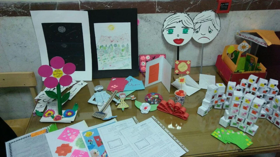 به روایت تصویر:

برگزاری  نمایشگاه دست سازه ها و وسایل آموزشی درس هدیه های آسمانی دانشجویان علوم تربیتی  نسیبه تهران
 5