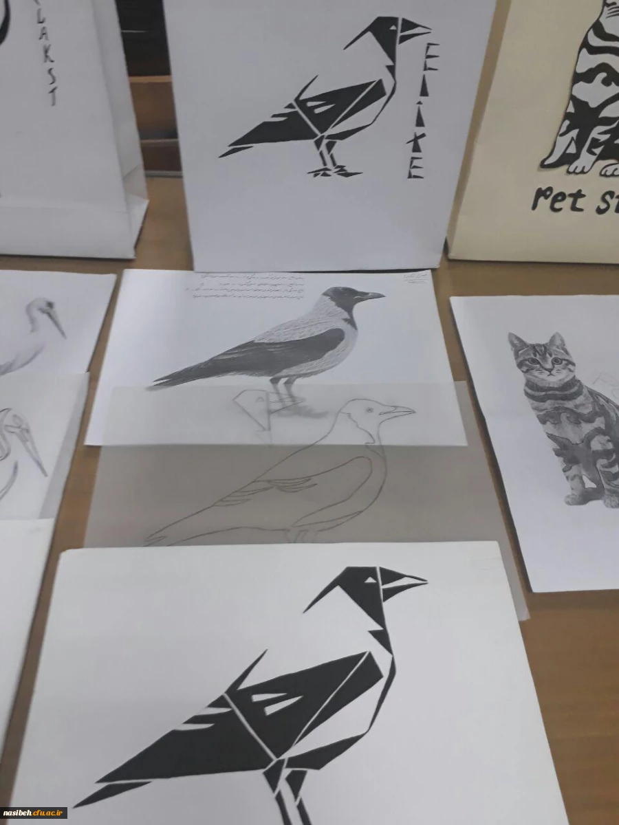 گرافیک در معنای لغت بمعنی ترسیم و نگارش است

برگزاری نمایشگاه  آفرینش های هنری دانشجویان استاد خوشبختی  در کتابخانه پردیس نسیبه تهران 4