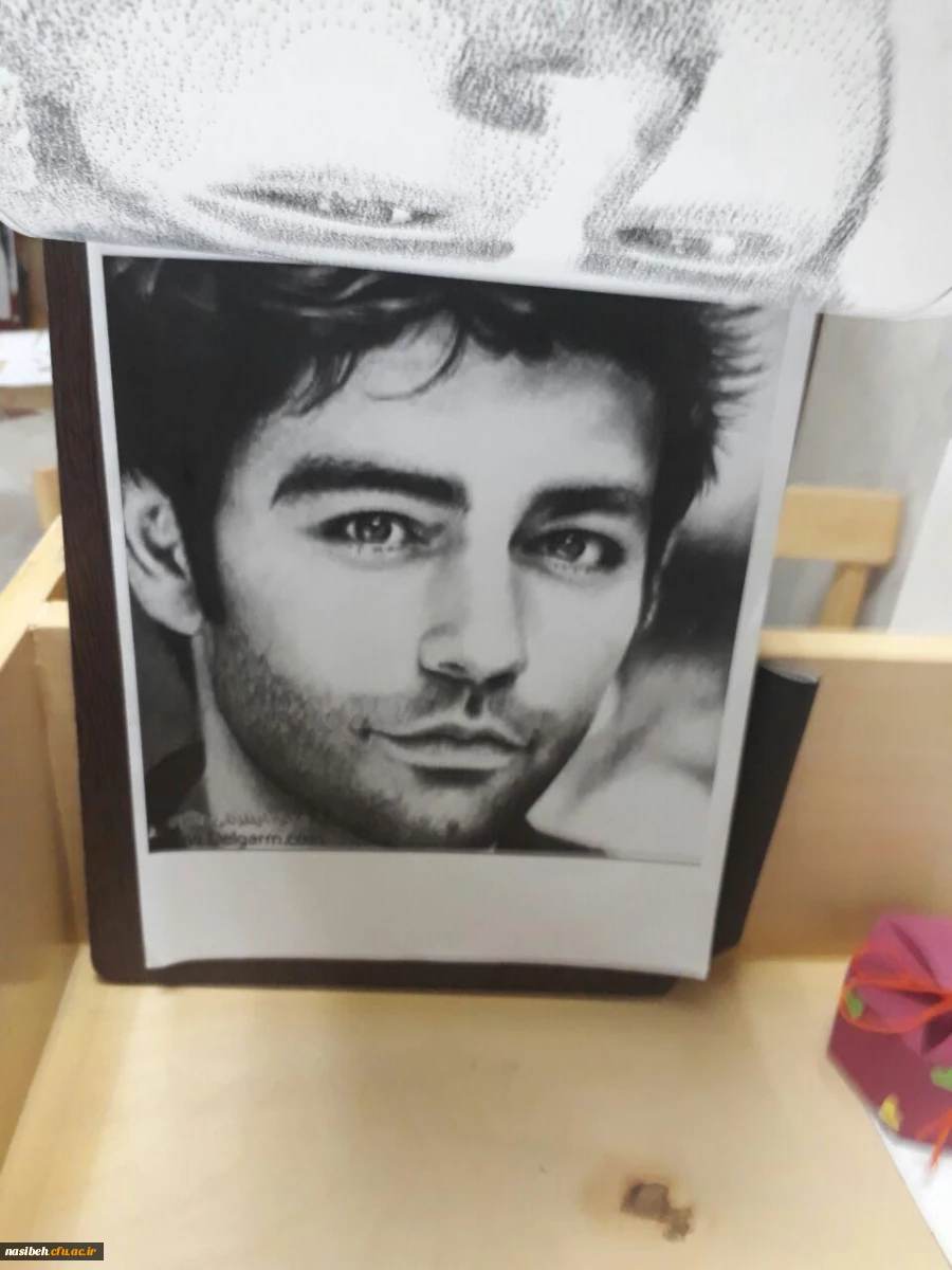 گرافیک در معنای لغت بمعنی ترسیم و نگارش است

برگزاری نمایشگاه  آفرینش های هنری دانشجویان استاد خوشبختی  در کتابخانه پردیس نسیبه تهران 9