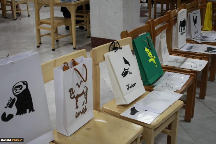 در کتابخانه پردیس نسیبه تهران برگزارشد

برگزاری نمایشگاه  آفرینش های هنری دانشجویان استاد خوشبختی 2