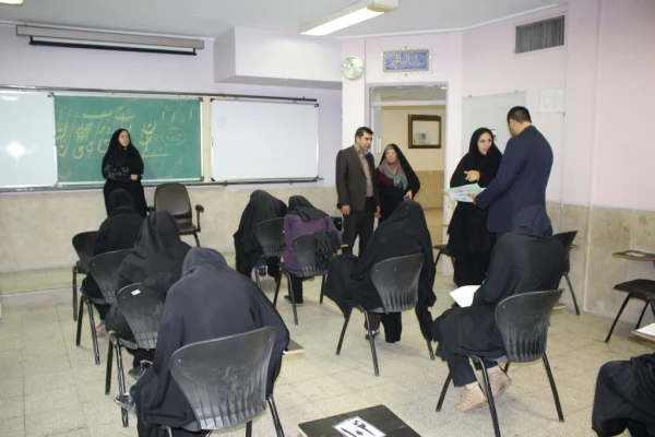 به روایت تصویر:

بازدید همکاران حفاظت آزمون سازمان مرکزی از نحوه برگزاری امتحانات پردیس نسیبه تهران  2