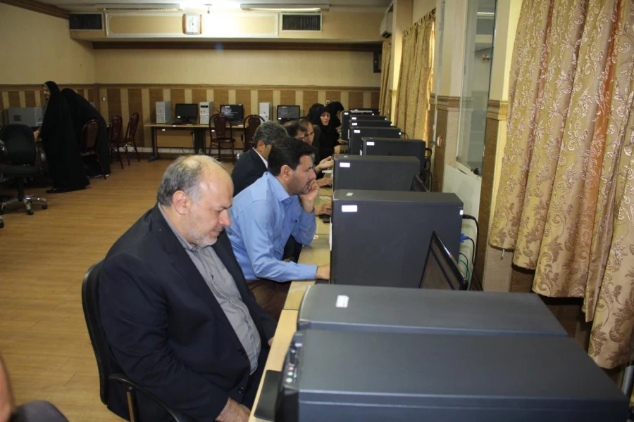 در پردیس نسیبه تهران برگزار شد

برگزاری آزمون تعیین صلاحیت سرپرستان سرای دانشجویی استان تهران 9