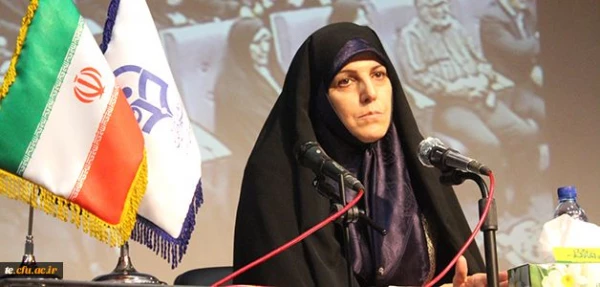 معاون امور زنان و خانواده ریاست جمهوری در مراسم دهه کرامت در پردیس نسیبه تهران تاکید کرد:
ضرورت تبیین فرهنگ رضوی و شناسایی و ترویج آن
 3