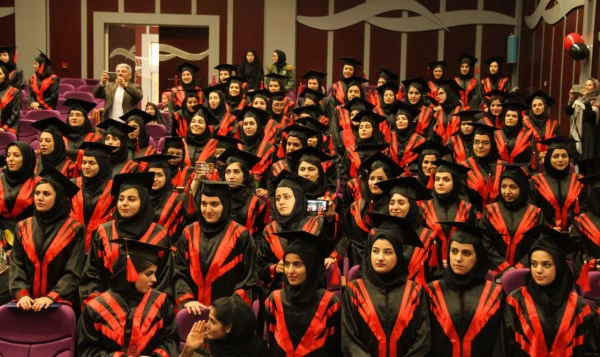 مراسم جشن  فارغ التحصیلی دانشجومعلمان ورودی 1392 8