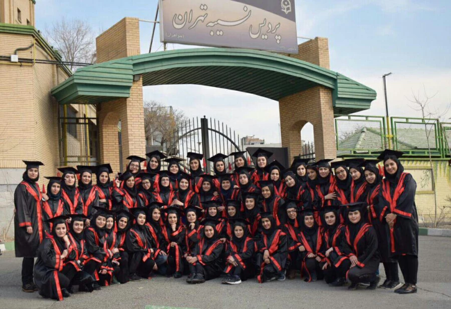 مراسم جشن  فارغ التحصیلی دانشجومعلمان ورودی 1392 11