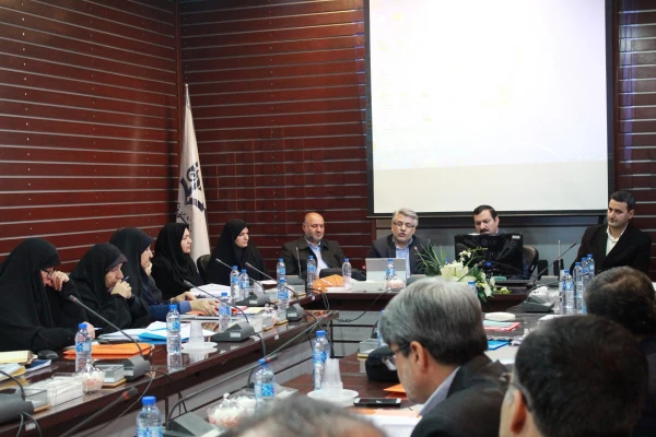 دوره ارزیابی درون گروهی گروههای آموزشی  4