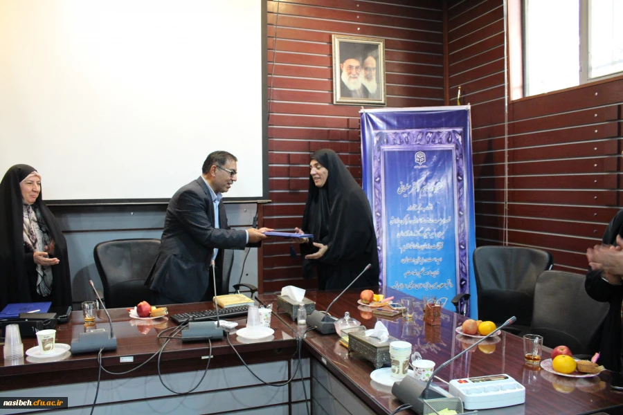 مراسم تودیع ومعارفه معاونت آموزشی پردیس نسیبه  3